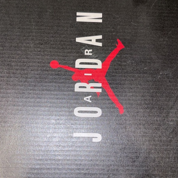 Jordan 11 Concords - Picture 3 of 3